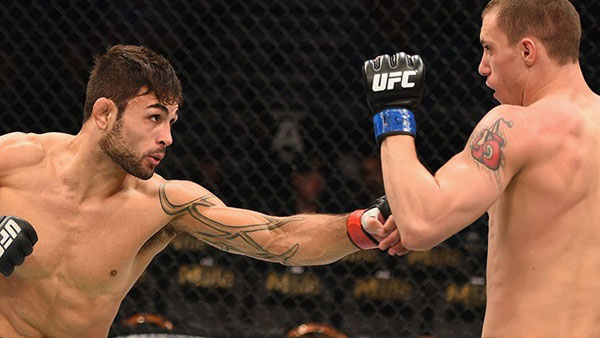 Glaico Franca Moreira contre James Vick