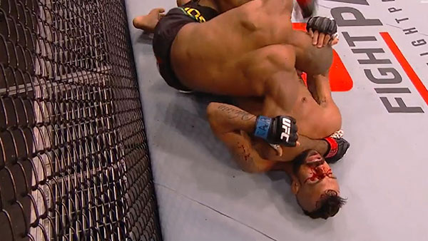 Ronaldo Souza contre Vitor Belfort