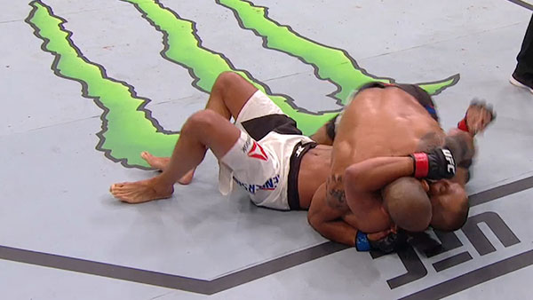 Dan Henderson contre Hector Lombard