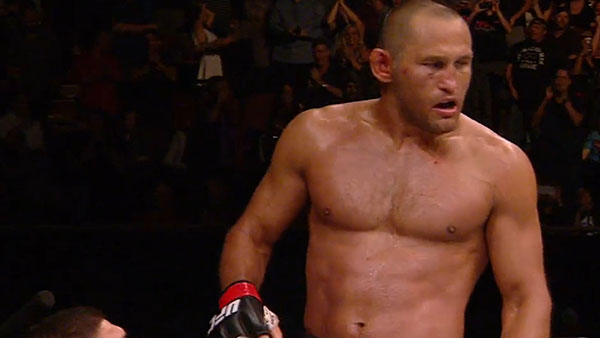 Dan Henderson contre Hector Lombard