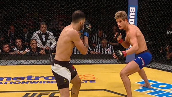 Sage Northcutt contre Enrique Marin