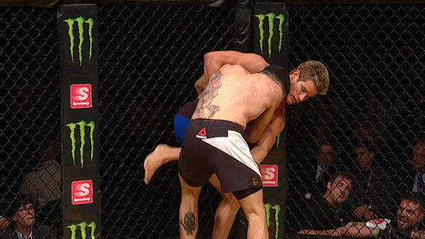 Sage Northcutt contre Enrique Marin