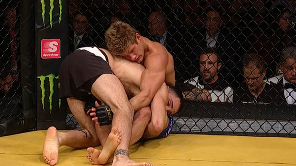 Sage Northcutt contre Enrique Marin