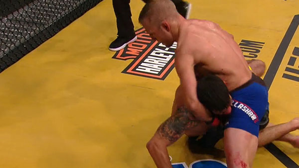 T.J. Dillashaw contre Raphael Assuncao