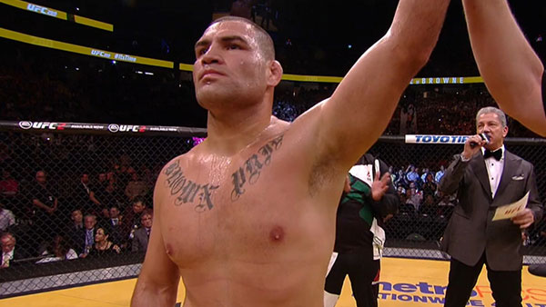 Cain Velasquez contre Travis Browne