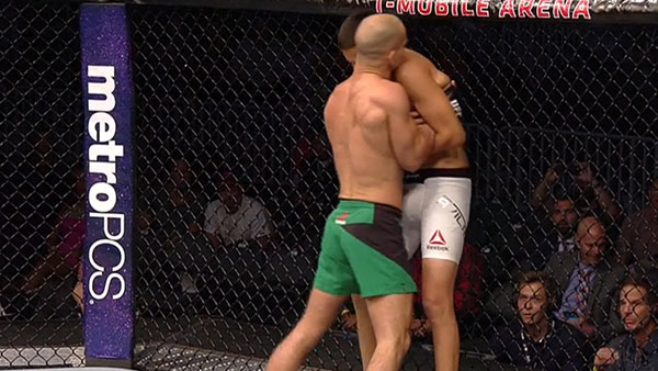 Artem Lobov contre Chris Avila