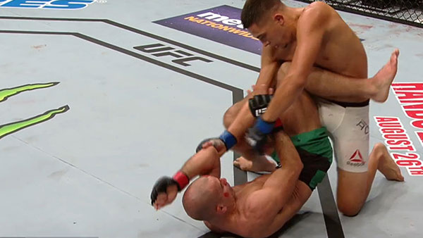 Artem Lobov contre Chris Avila