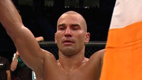 Artem Lobov contre Chris Avila