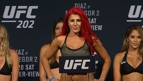 Randa Markos contre Cortney Casey