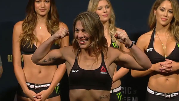 Jessica Eye contre Bethe Correia