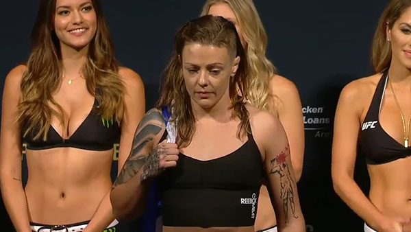 Jessica Andrade contre Joanne Calderwood