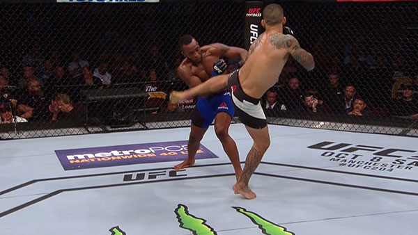 Yancy Medeiros contre Sean Spencer