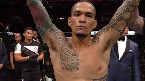 Yancy Medeiros contre Sean Spencer