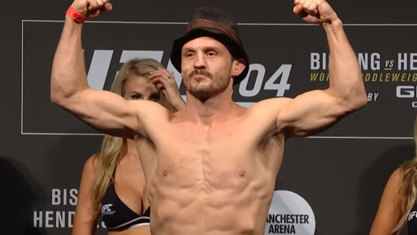 Brad Pickett contre Iuri Alcantara