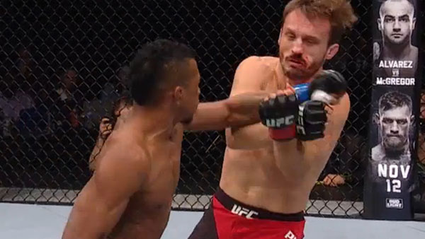 Brad Pickett contre Iuri Alcantara