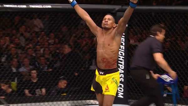 Brad Pickett contre Iuri Alcantara