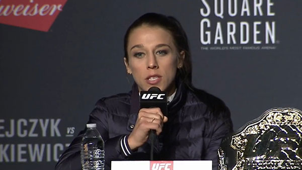 Joanna Jedrzejczyk contre Karolina Kowalkiewicz