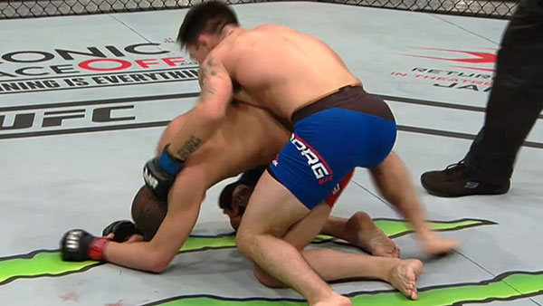 Louis Smolka contre Ray Borg