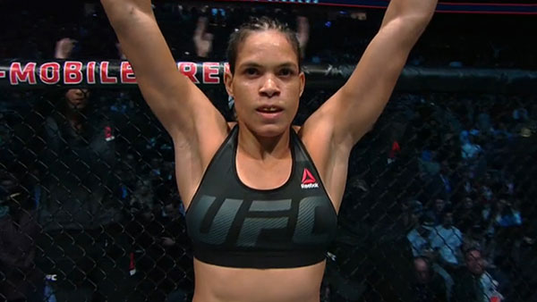 Amanda Nunes contre Ronda Rousey