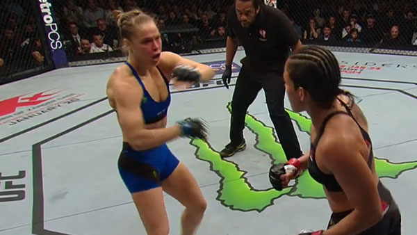 Amanda Nunes contre Ronda Rousey