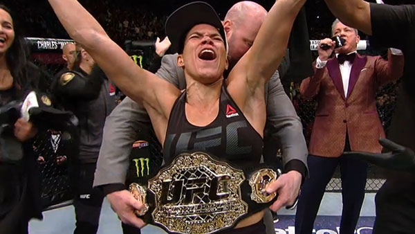 Amanda Nunes contre Ronda Rousey