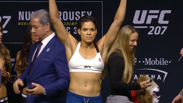 Amanda Nunes contre Ronda Rousey