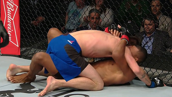 Alex Oliveira contre Tim Means