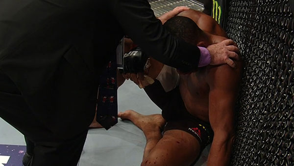 Alex Oliveira contre Tim Means