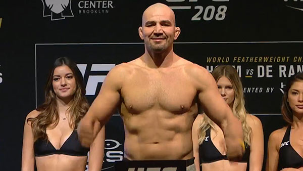 Glover Teixeira contre Jared Cannonier