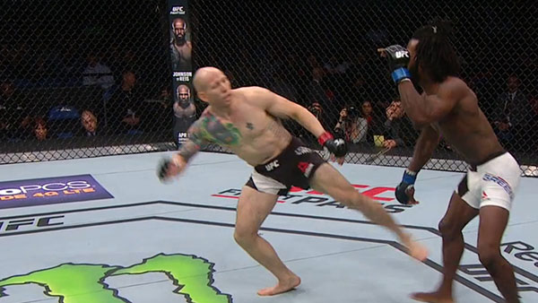 Josh Emmett contre Desmond Green