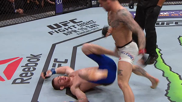 Gregor Gillespie contre Andrew Holbrook