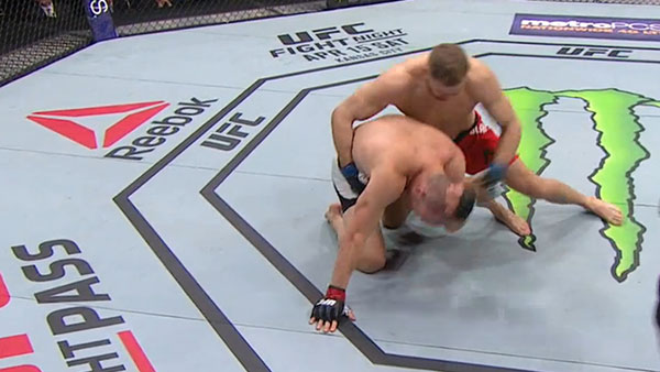 Patrick Cummins contre Jan Blachowicz