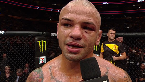 Thiago Alves contre Patrick Cote