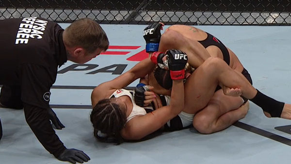 Cynthia Calvillo contre Pearl Gonzalez