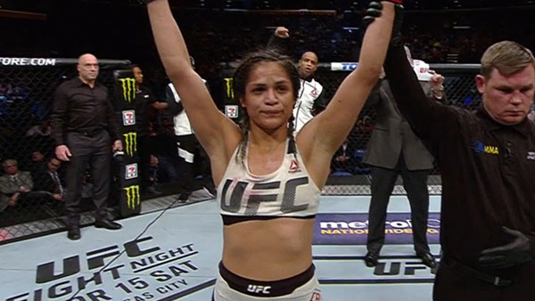 Cynthia Calvillo contre Pearl Gonzalez