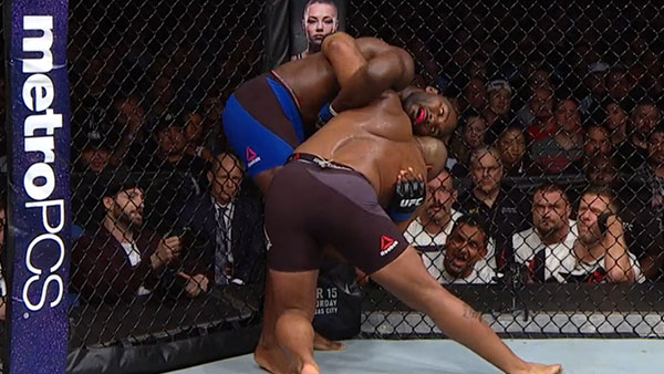 Daniel Cormier contre Anthony Johnson