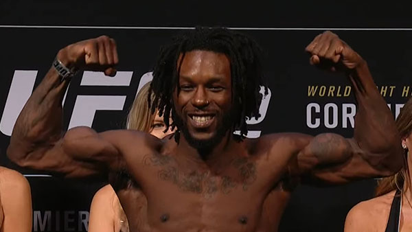 Josh Emmett contre Desmond Green