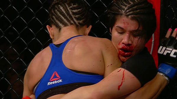 Jessica Aguilar contre Cortney Casey