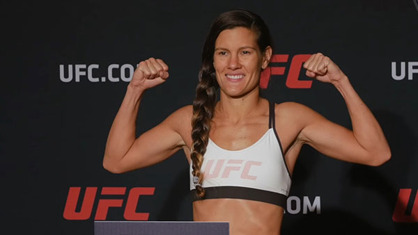 Jessica Aguilar contre Cortney Casey