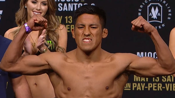 Gabriel Benitez contre Enrique Barzola