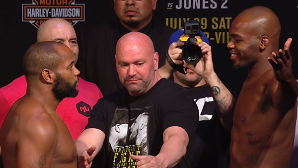 Daniel Cormier contre Jon Jones