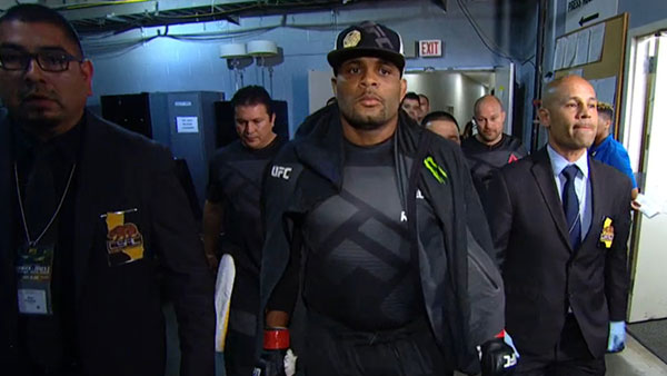 Daniel Cormier contre Jon Jones