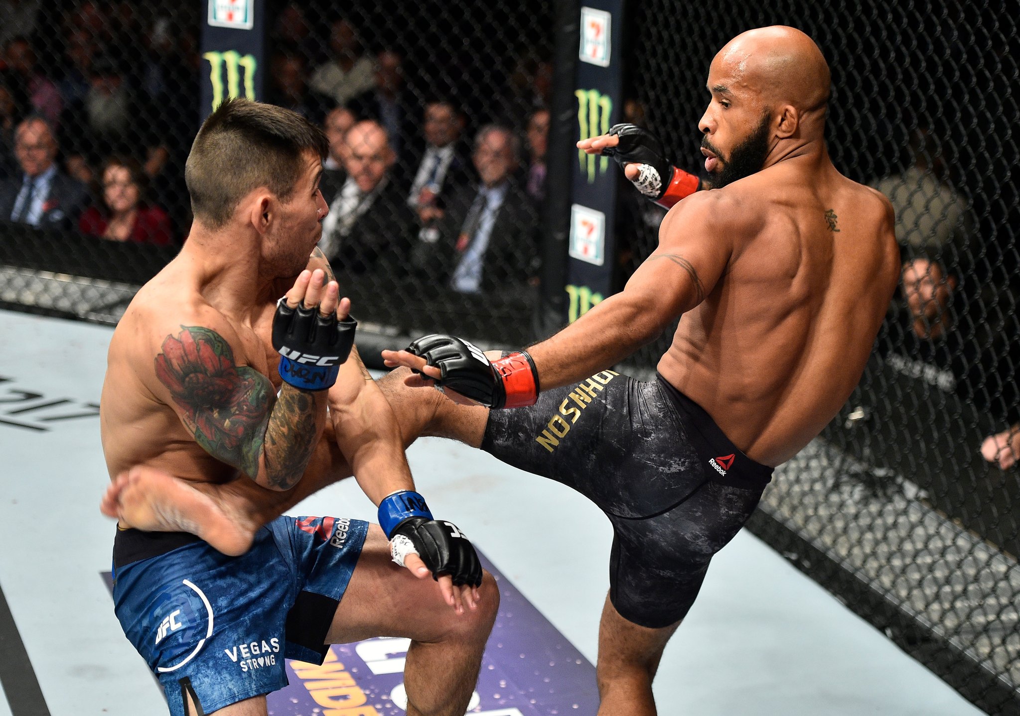 UFC 216 - Demetrious Johnson contre Ray Borg