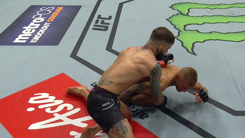 UFC 217 - Cody Garbrandt contre T.J. Dillashaw