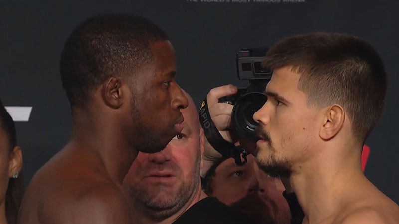 Randy Brown contre Mickey Gall