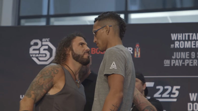 Charles Oliveira contre Clay Guida