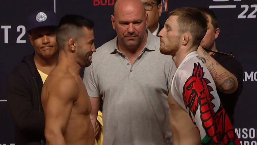 Pedro Munhoz contre Brett Johns