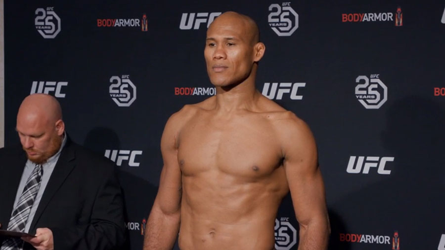 Chris Weidman contre Ronaldo Souza
