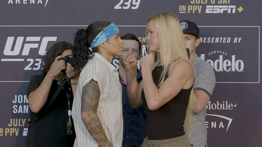 Amanda Nunes contre Holly Holm