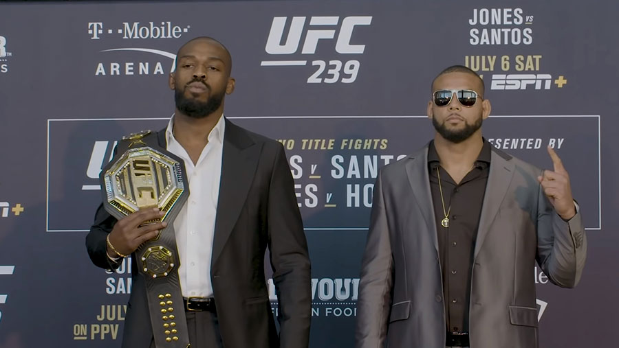 Jon Jones contre Thiago Santos